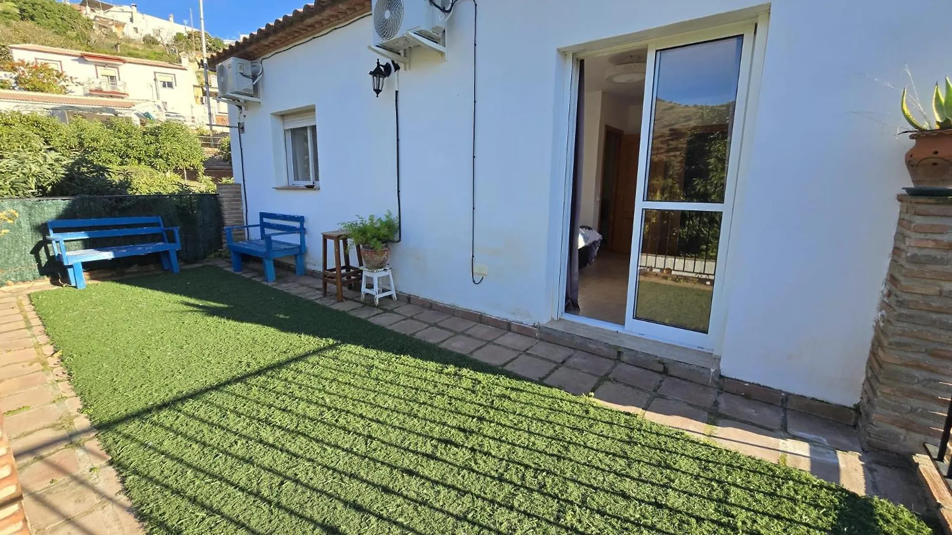 Casa Luis Villa Vinuela