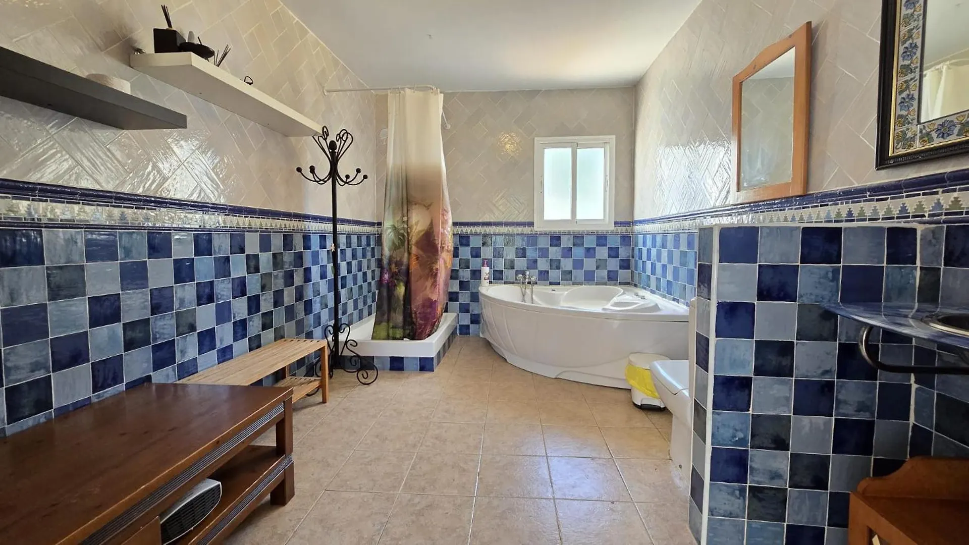 Casa Luis Villa Vinuela Spain